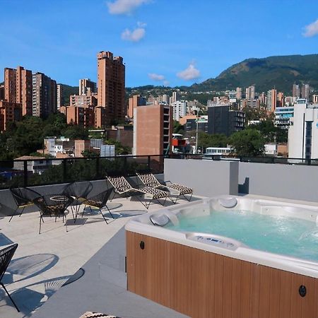 Hotel Dix Medellín Exteriör bild